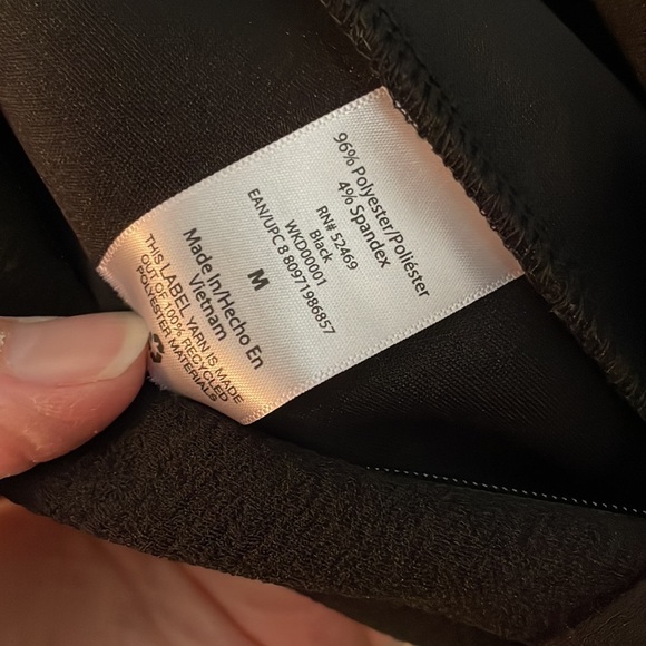 Free Assembly Black Cropped Jumpsuit. Medium. - Picture 5 of 12